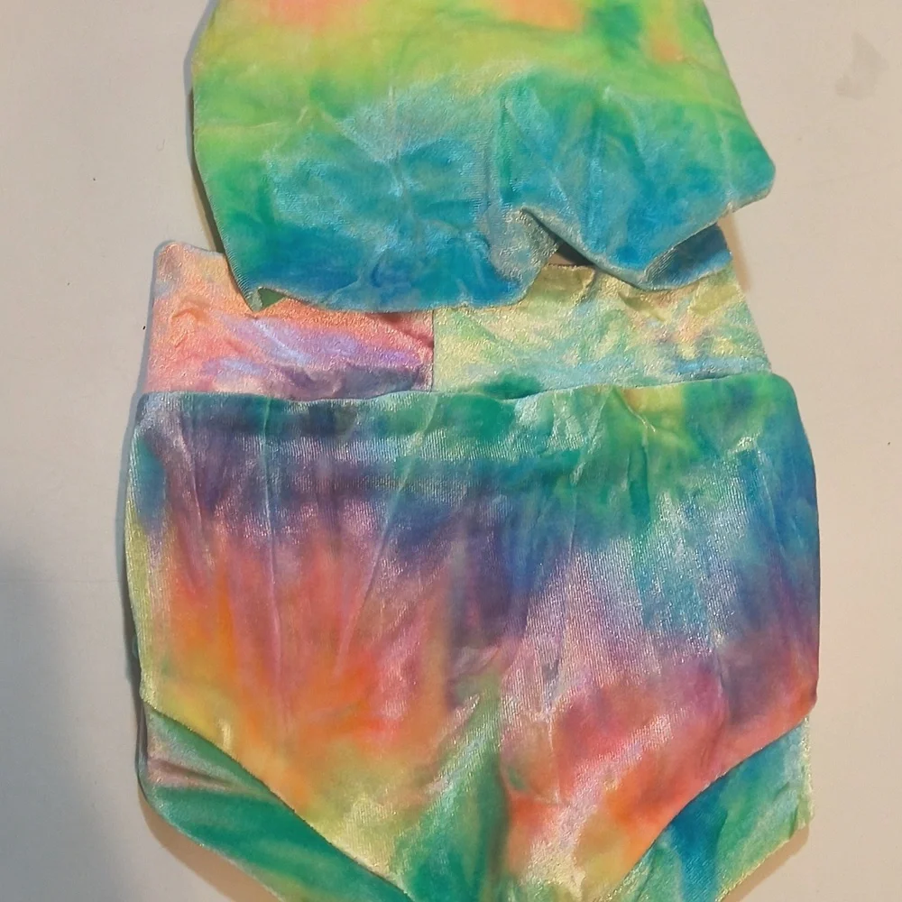 Colorful Tie-Dye Kids Hat and Shorts Set